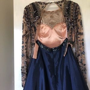Sherri Hill Dresses - Beautiful two-piece Sherri hill dress. Sherri Hill Dresses - Beautiful two-piece Sherri hill dress.